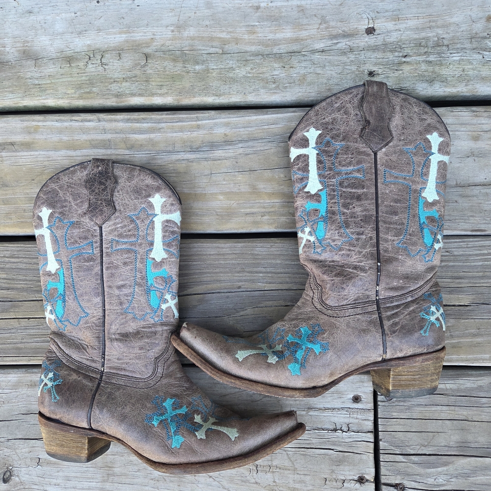 Corral Western Boots with Cross Design Teen